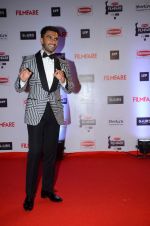 Ranveer Singh at Filmfare Awards 2016 on 15th Jan 2016